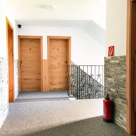 Apartamento Pleasant In With Balcony Jochberg