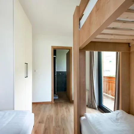 Apartamento Pleasant In With Balcony *