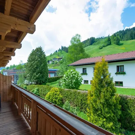 Apartament Pleasant In With Balcony *